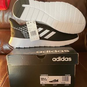 New adidas size 11.5 mens shoes